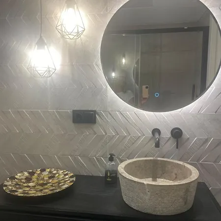 Luxury In Granados Playa Apartment